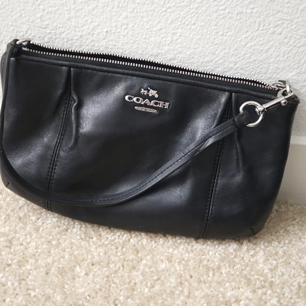 Great condition Coach patent wristlet